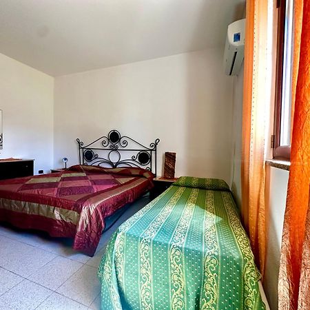 Casa Del Sole Daire Campofelice Di Roccella Dış mekan fotoğraf