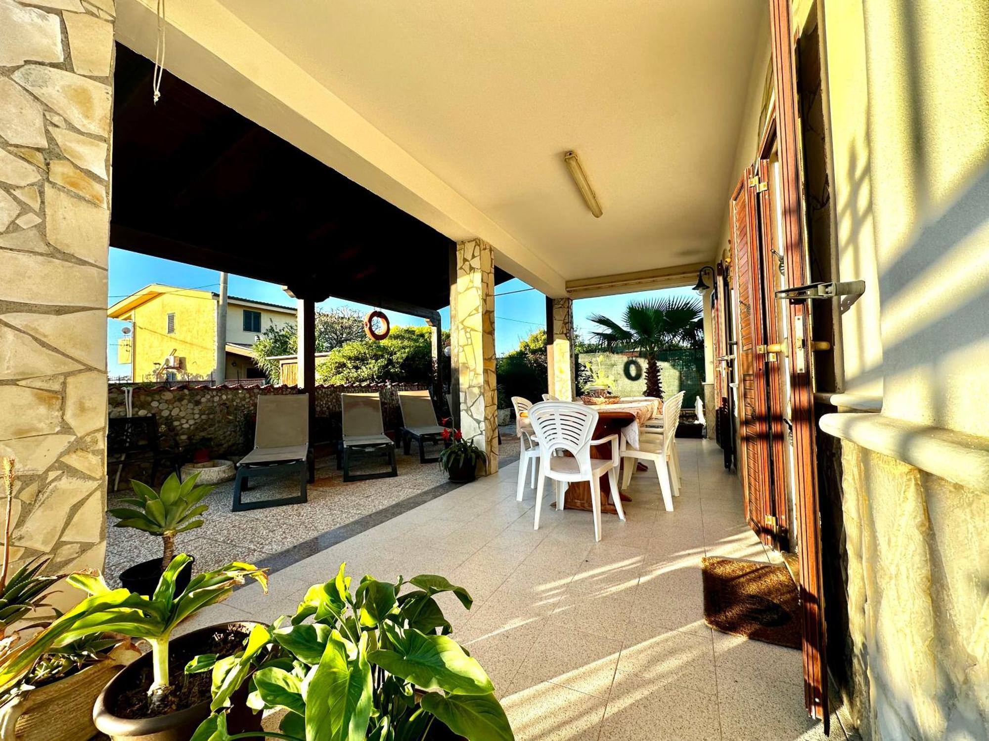 Casa Del Sole Daire Campofelice Di Roccella Dış mekan fotoğraf