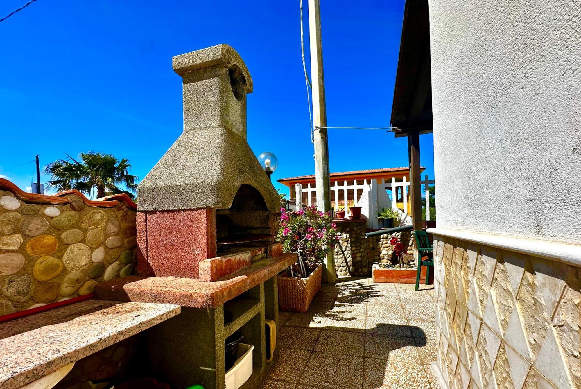 Casa Del Sole Daire Campofelice Di Roccella Dış mekan fotoğraf